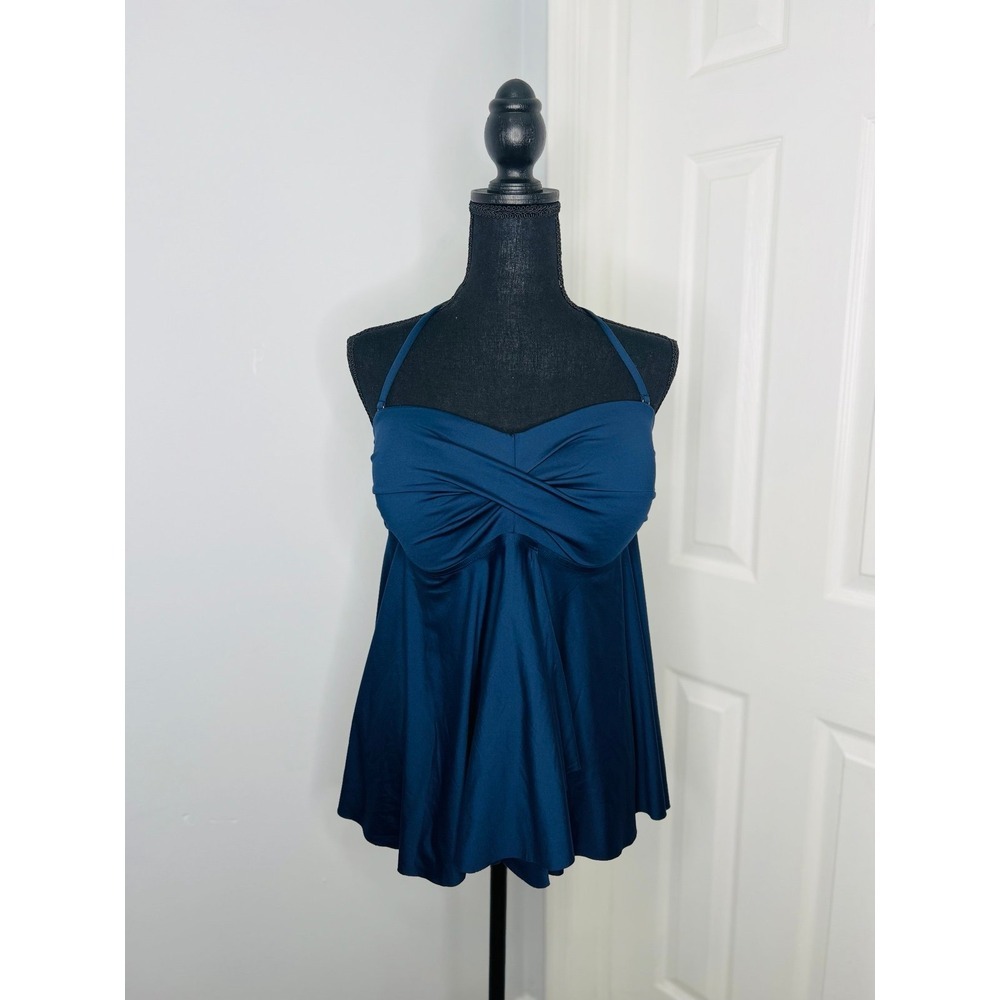 NWOT TANKINI TOP‎ SIZE M/L